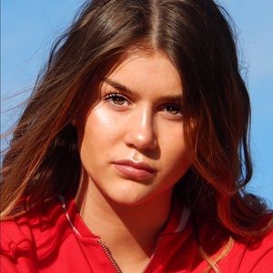 Meet your Posher, Bojana